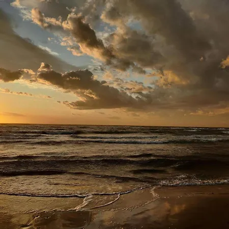 8 Person In Hjorring-by Traum Ferienhaus